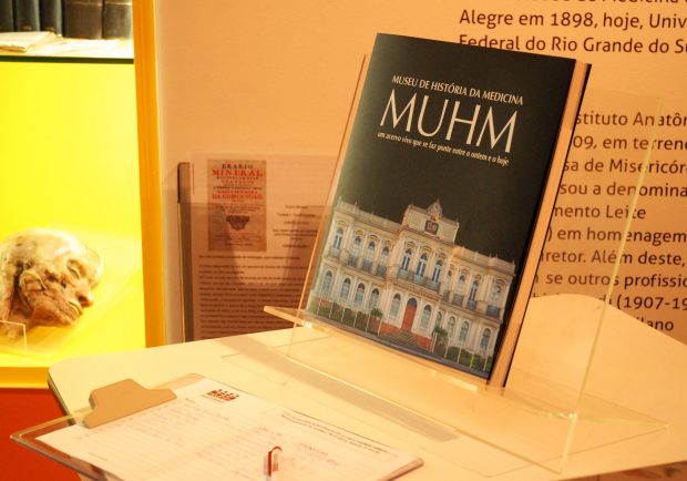 Livro do MUHM conta a história da Medicina no RS