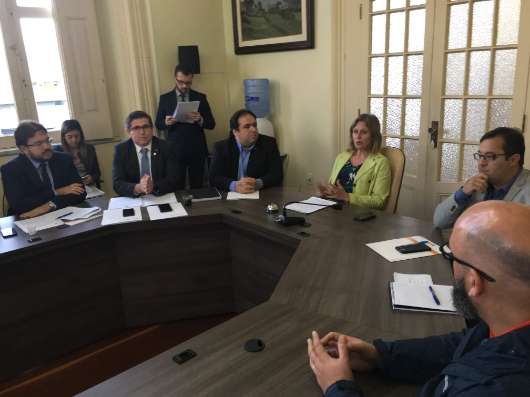 Presidente do Simers expôs restrições à legislação aprovada em Pelotas