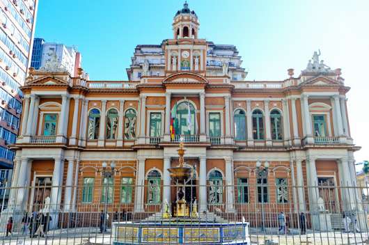 Pagamento realizado sem qualquer repasse da gestão municipal. Foto: Rádio Guaíba/Divulgação