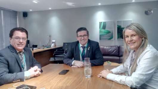 Simone Sabin em visita ao Simers