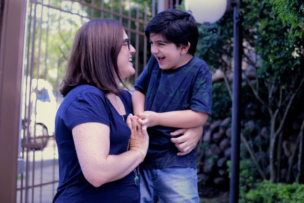 Luciana Bridi e seu filho