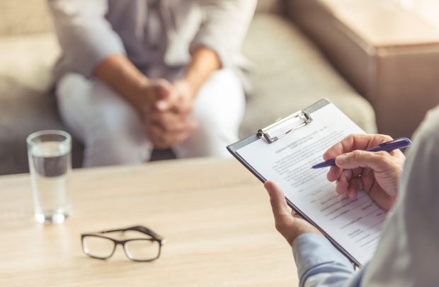 Doenças mentais estão entre as três principais razões de afastamento do trabalho no Brasil